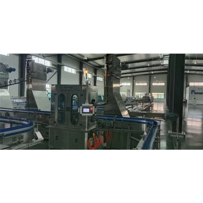 八寶粥全自動壓蓋機(jī)